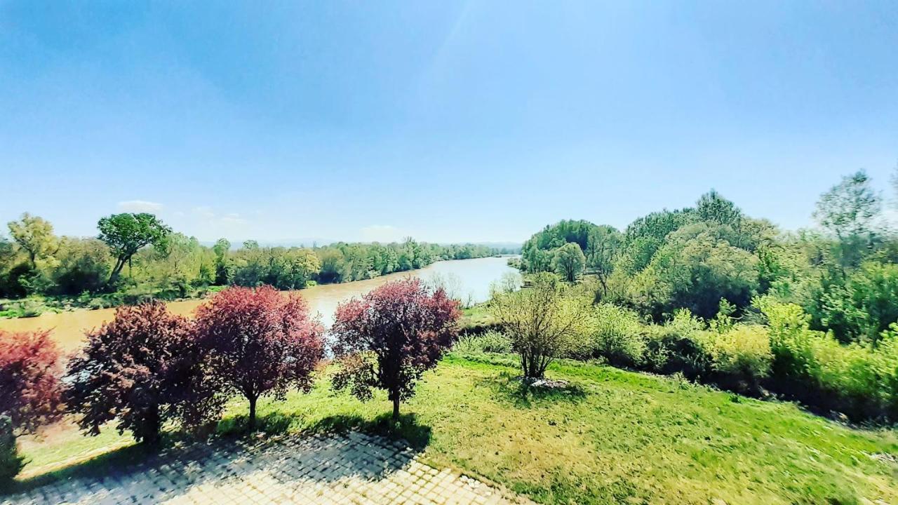 Hotel Plaza Varvarin Zewnętrze zdjęcie