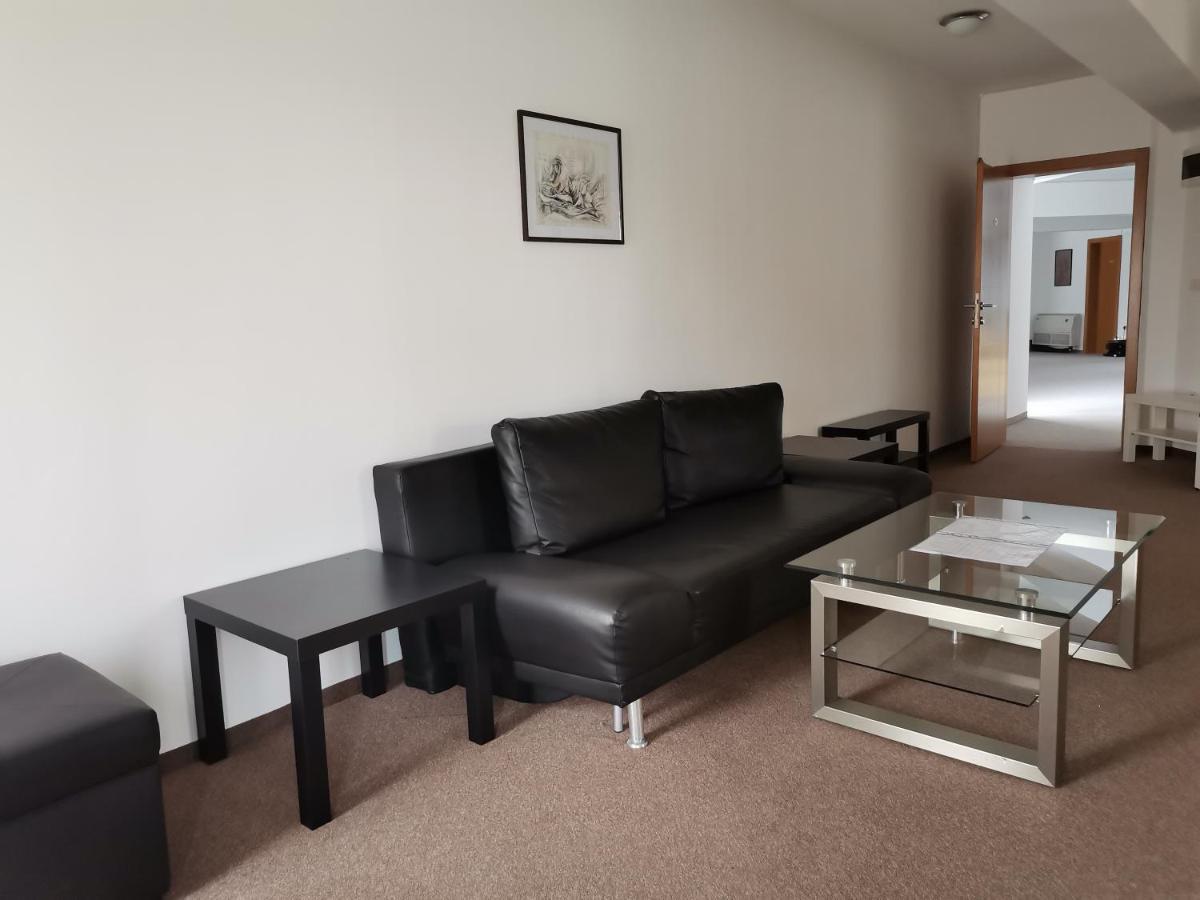 Hotel Plaza Varvarin Zewnętrze zdjęcie