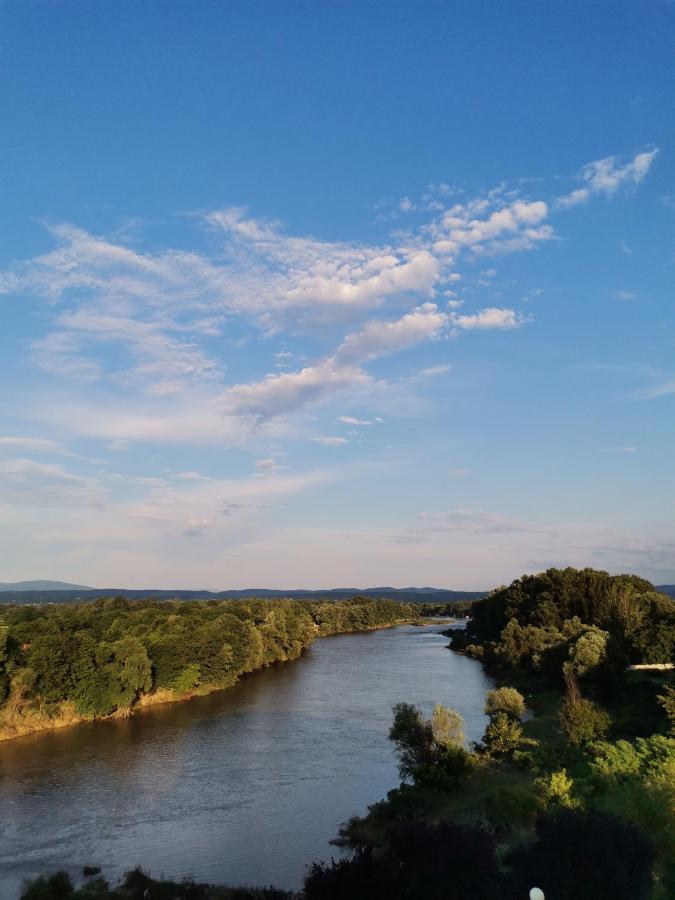 Hotel Plaza Varvarin Zewnętrze zdjęcie