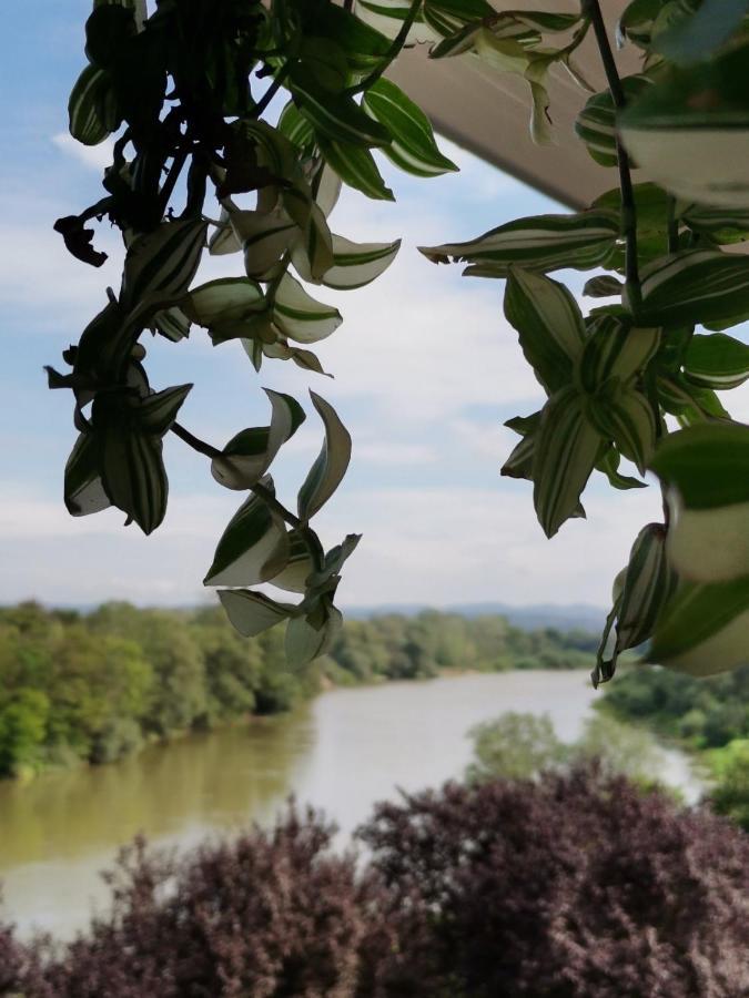 Hotel Plaza Varvarin Zewnętrze zdjęcie