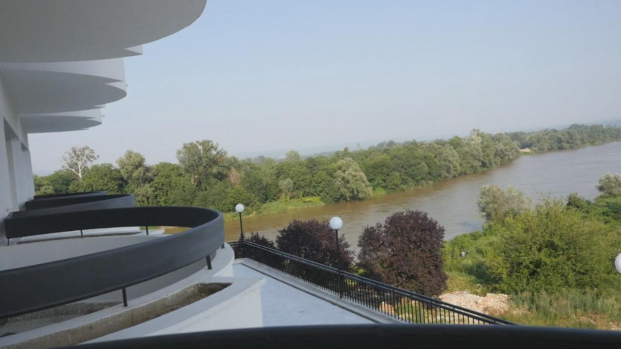 Hotel Plaza Varvarin Zewnętrze zdjęcie