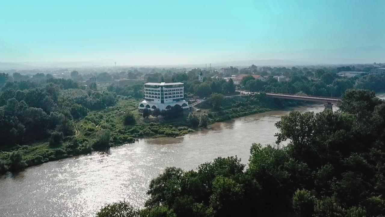 Hotel Plaza Varvarin Zewnętrze zdjęcie