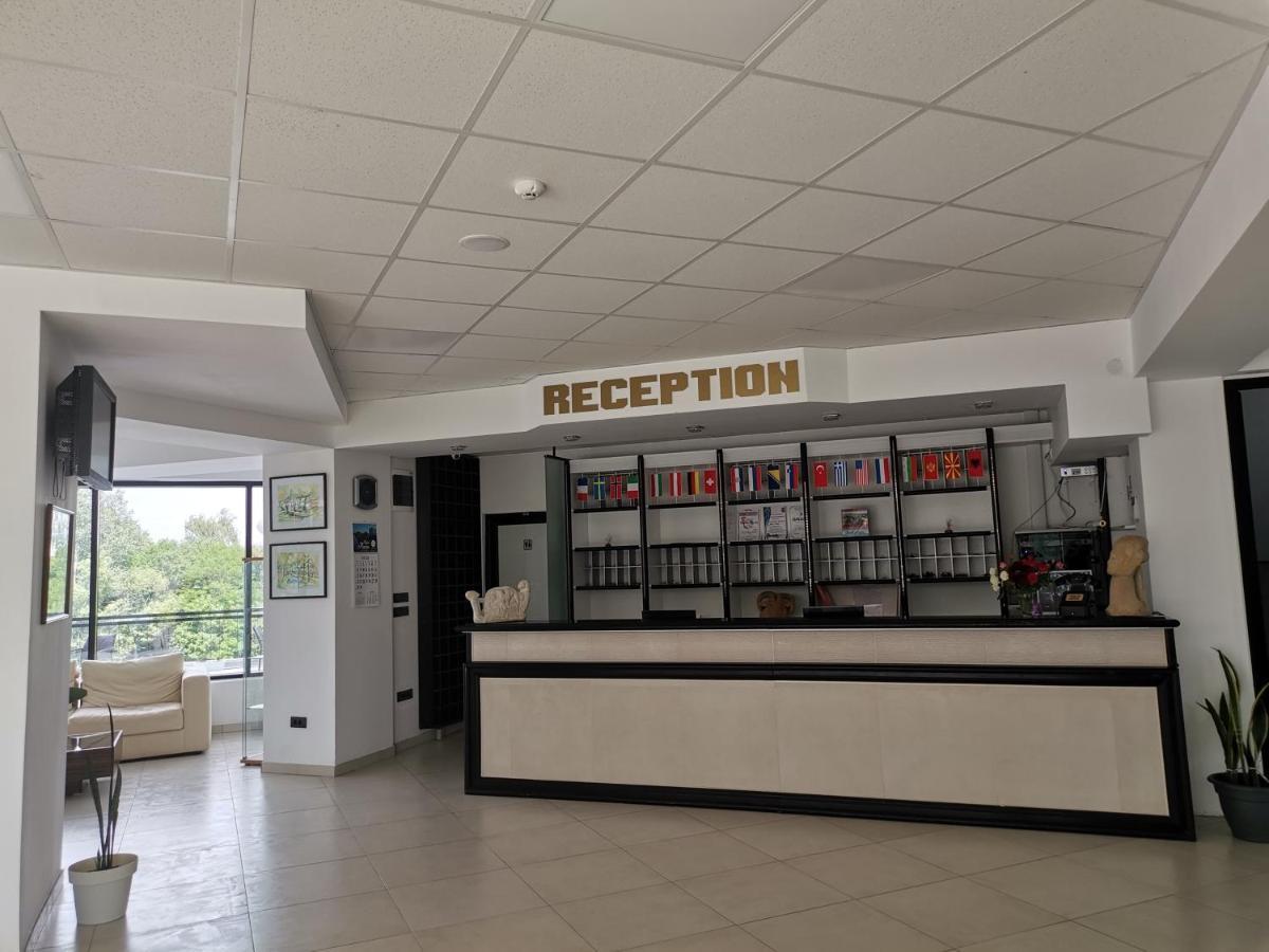 Hotel Plaza Varvarin Zewnętrze zdjęcie